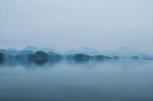写水的诗句 1
