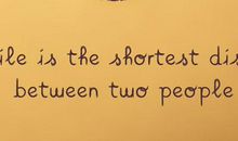 描写微笑的句子