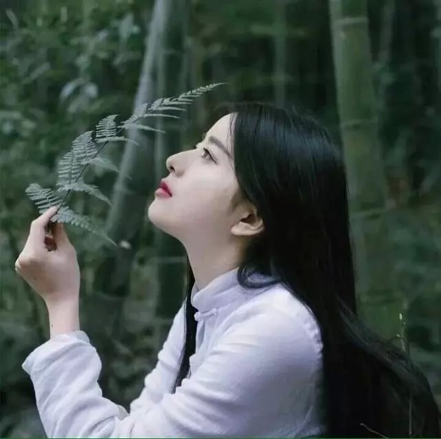 8.许多善行可能源于严厉，更多源于爱情，但其中大多数来自明确的理解和公正的正义。