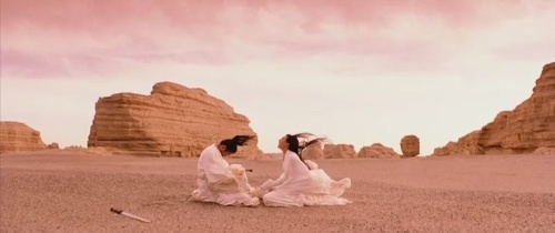 53.九曲黄河有数以千计的黎沙，海浪和风都来自世界的尽头。
