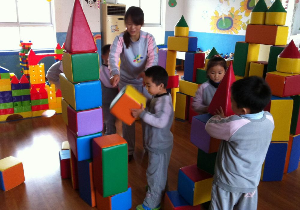 幼儿园小班运动与口号相呼应