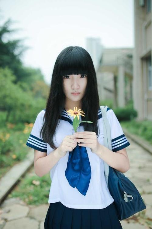 为了让女孩开心