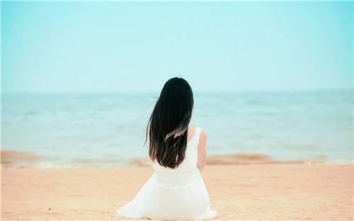 12.如果我被允许再次生活，我愿意重复我的生活。因为我从不后悔过去或担心未来。