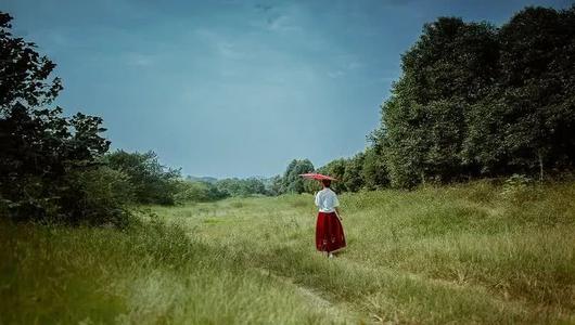 11.扎扎实实地处理一切事情，不要幻想，不要徒劳，而要务实。如果您以这种态度学习，事实就会很清楚，而如果您以这种态度做事，就会成就自己。作者：李大钊