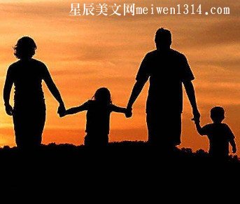 10.感谢父母，感谢他们给了我们生命，感谢他们给了我们世界上最强烈的感情和最深的爱，并给了我们无尽的爱。他们教会了我们许多人生的开端，并且教会了我们迈出第一步，教会了我们说第一个单词，并且教会了我们第一个单词。没有我们亲爱的父母，我们就不会存在。