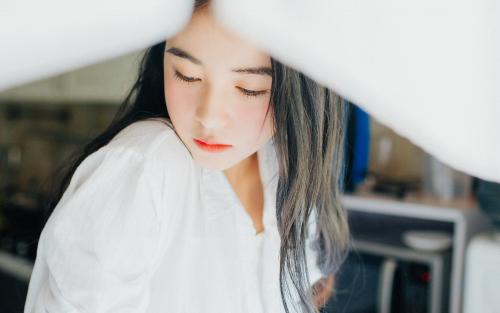 11.你说摩尔曼斯克，我是北大西洋温暖的海流，你应该紧紧拥抱，当风吹来时，我将登顶。