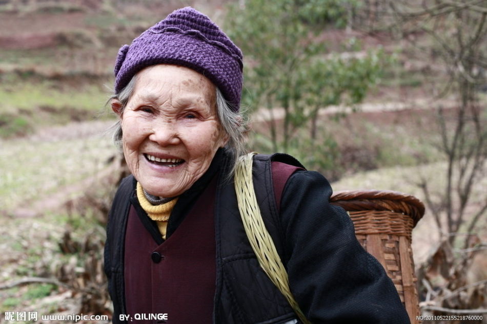 11.明亮的月亮和荷花池，日照时间长
