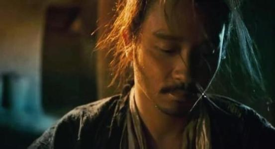 12.应该收集爱的记忆，但是将来的幸福应该分开寻找。