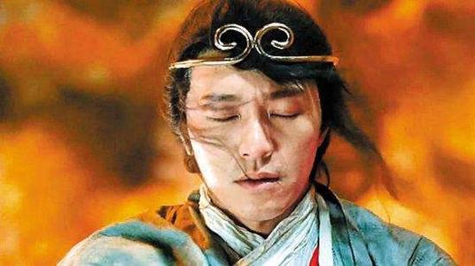 12.实际上，我内心深处隐藏的一些话不是故意掩盖的，但并不是所有的痛苦都能被尖叫。