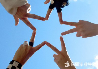11.家庭感情是生活成长的沃土。世界上的兄弟，兄弟，兄弟一生，难忘的岁月！