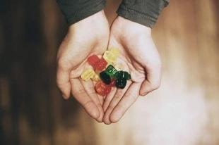11.分手后，我在一个空虚的世界中寻找一个人的孤独。