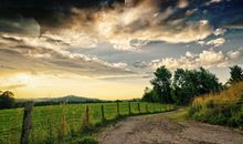 发朋友圈玩的开心的句子