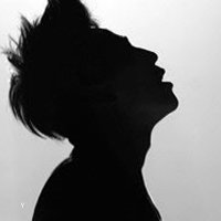 10.幸福并不取决于外部环境，它取决于我们的心态。