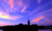 跟年轻朋友在一起开心的句子