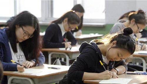 10.而不是遭受一百天的痛苦而不会留下一生的遗憾。