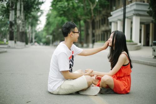10.你没有我喜欢的样子，但是我喜欢你所有的样子。