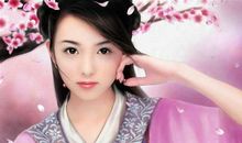 描写最美女人的抒情句子