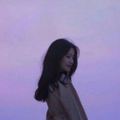 11.将您的心保存给关心的人。将您的心交给关心它的人。