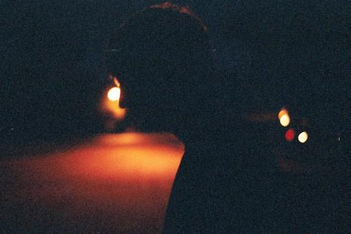 9.我爱一段音乐一段时间，而我想念一段时间听一段音乐。