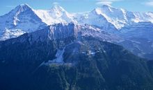 赞美雪山的句子