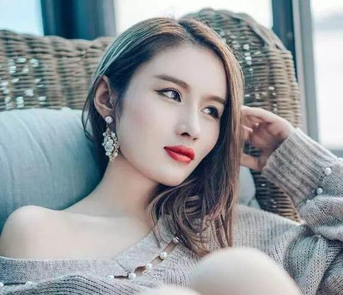 女人霸气无情