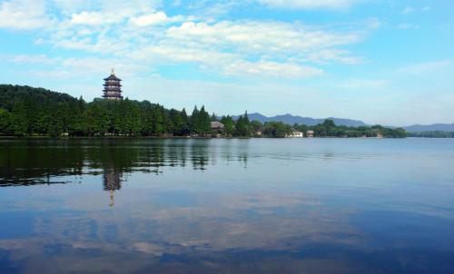 赞美西湖