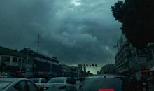 描写狂风的句子