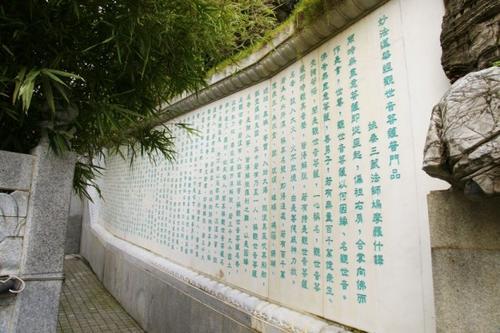 悲观的报价