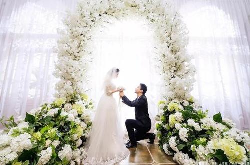 快乐婚礼的经典句子快乐婚礼语录心情短语1