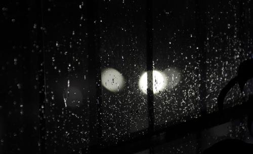 夜雨