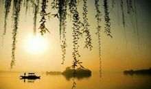 人生是场旅途,在乎的是路上的风景,愿你路过风景都是美丽的邂逅