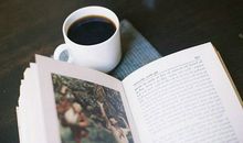 越是在糟糕的生存状态里，越要过诗意的人生