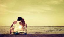 唯美的句子说说心情短语爱情：当爱情只剩下一根琴弦，也许那是最纯结的思恋