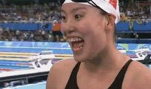 描写美女外貌的段落