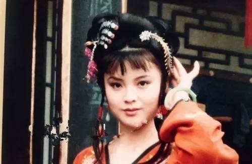儿童放鞭炮