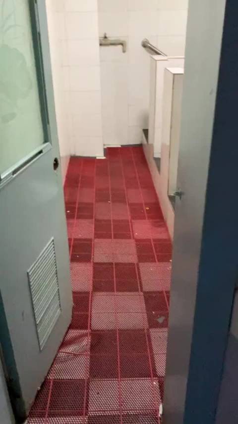 谢厚玉很害怕
