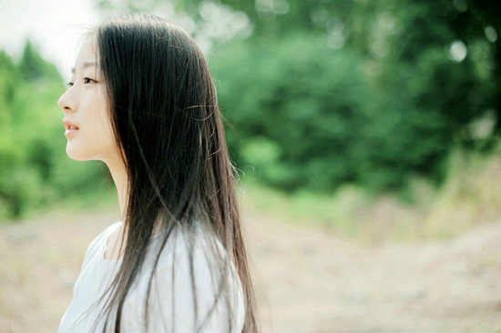 审美情感小而清新的句子和图片，谈论美的情感句子