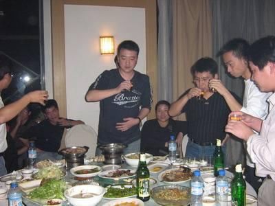 酒桌上的祝福