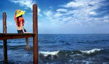 人生海海,潮起潮落,很多人不是败给命运与他人,而是自己