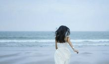 尊重每一种生活节奏，不追也不赶，过好自己