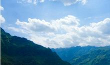 描写山上风景的句子