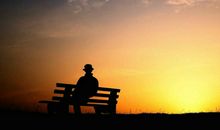 人生其实都不顺利,只不过有些人就选择遮住这些痛和遗憾继续前行