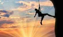 人生总有起起落落,一定要挺住,困难面前不能退缩