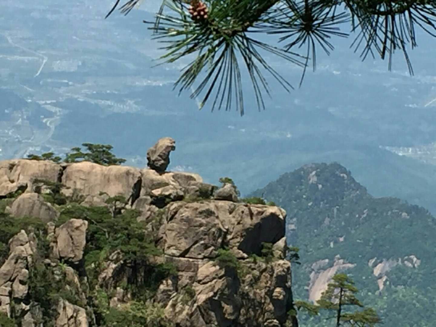巨石的隐喻