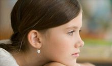 伤感的句子说说心情和图片图库：是我太执着，还是你懦弱