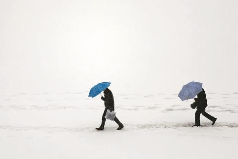 谈论朋友的雪圈