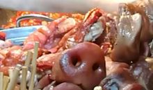 猪鼻子插根葱的歇后语