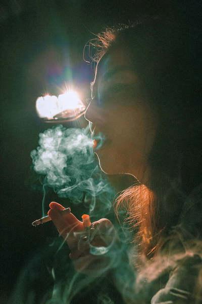 抽烟的句子