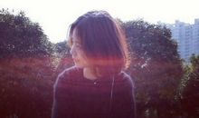 想着过去的记忆，品着现在的心酸，念着未来的坎坷