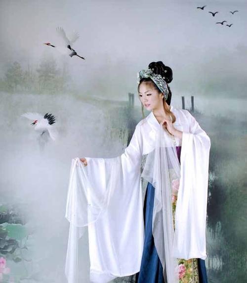 关于美丽女人的诗